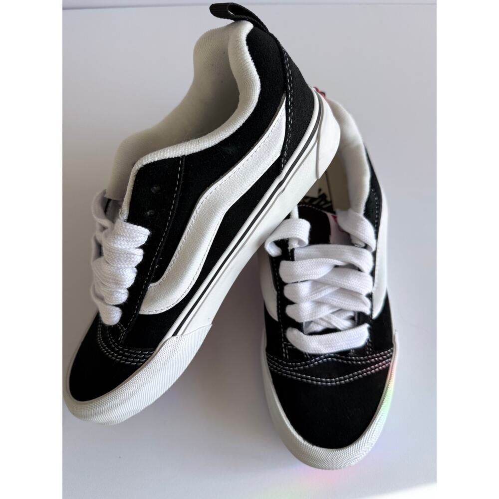 Vans Authentic Black White 507698 Women's 8 / Men's 6.5 New Never Worn